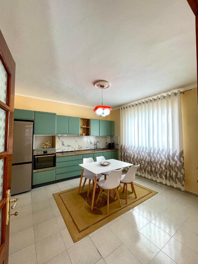 Guest House Tirana Exterior foto