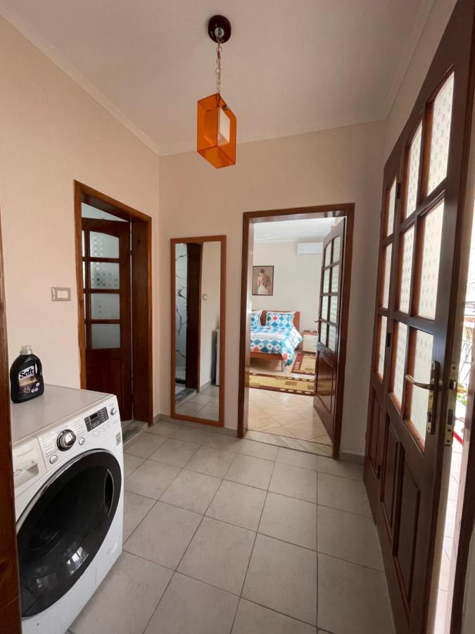Guest House Tirana Exterior foto